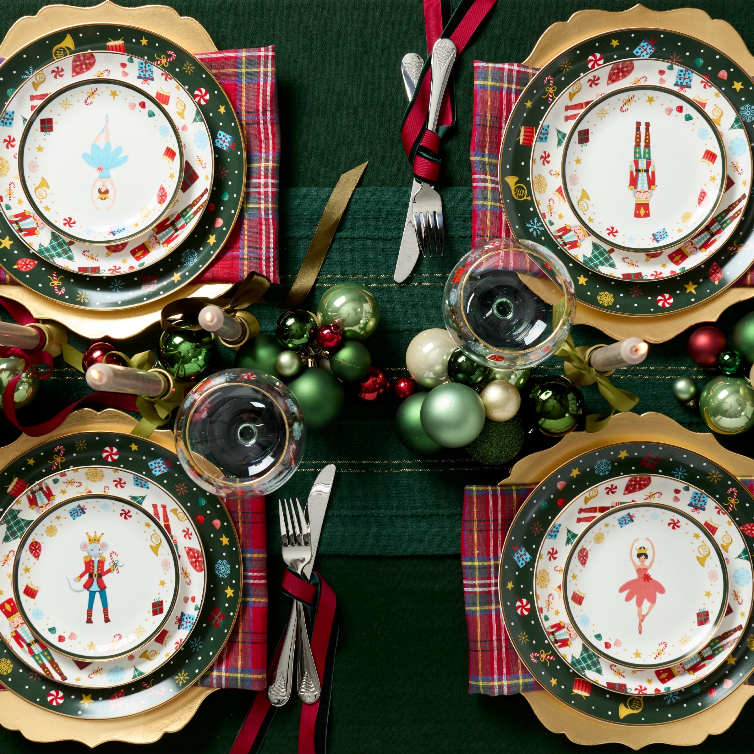 Nutcracker Ballet 12-Piece Dinnerware Set