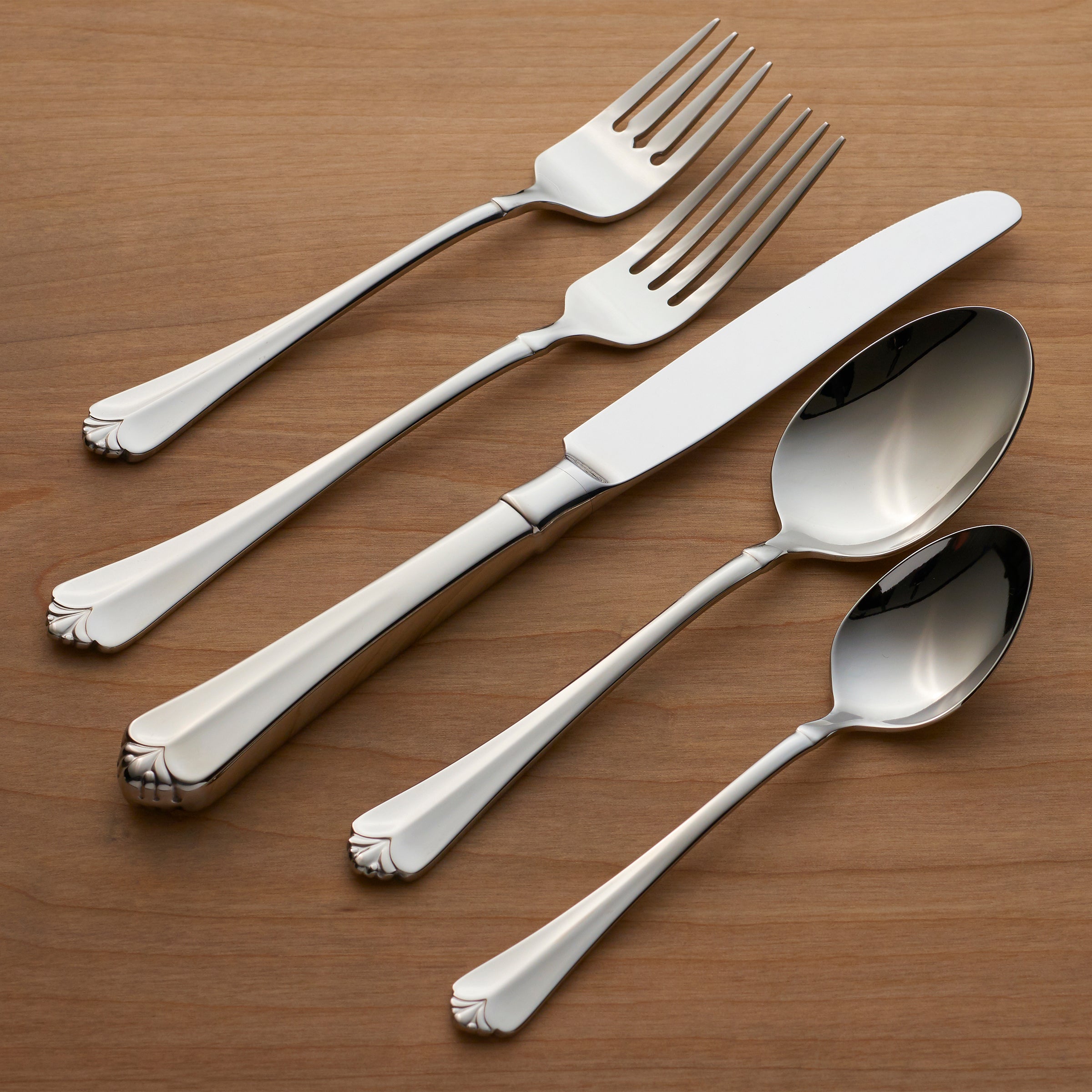 Juilliard 53 Piece Flatware Set
