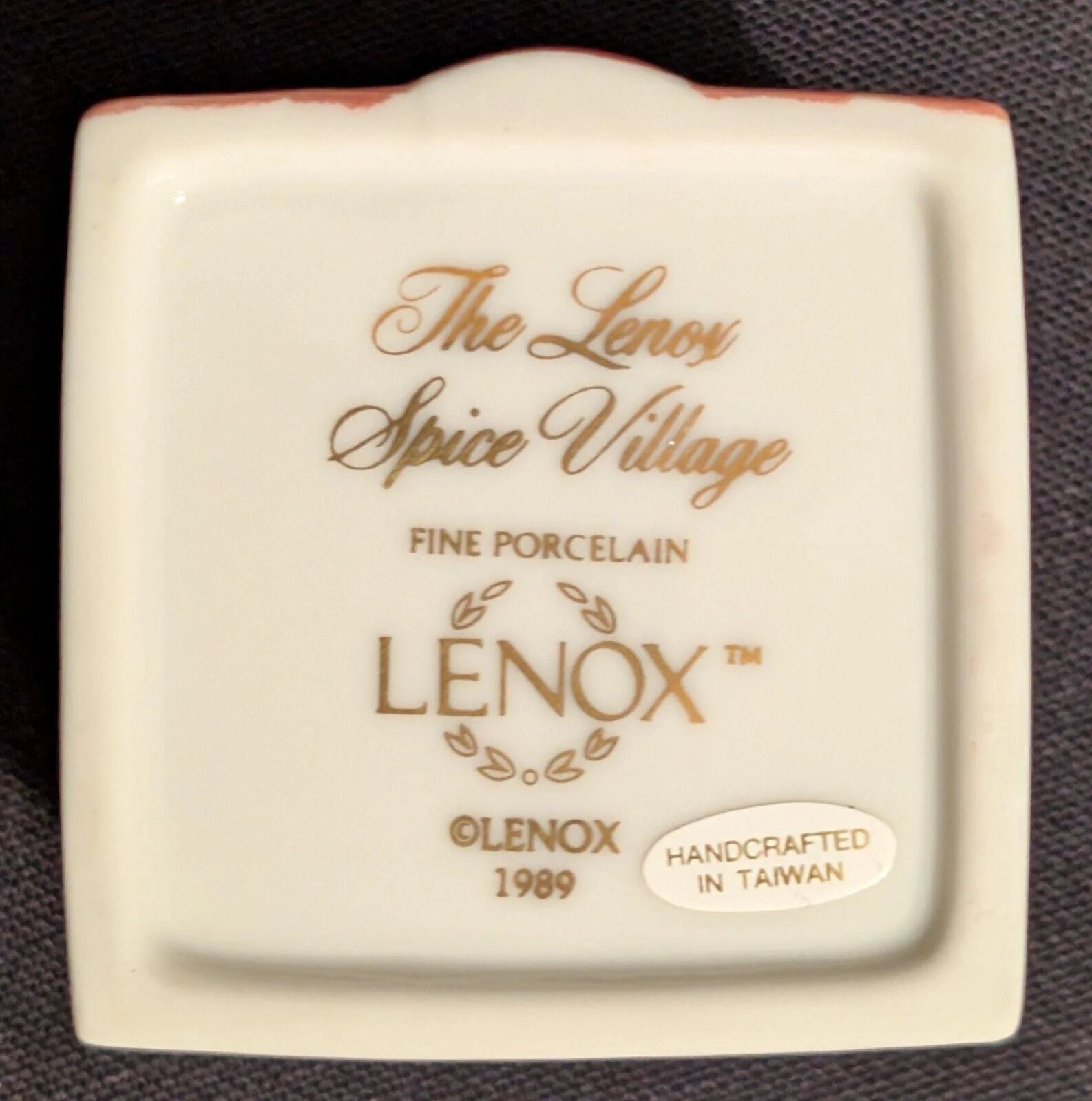 1989 LENOX Spice Village Porcelain Complete Set (24) Wooden Display Rack "NICE"