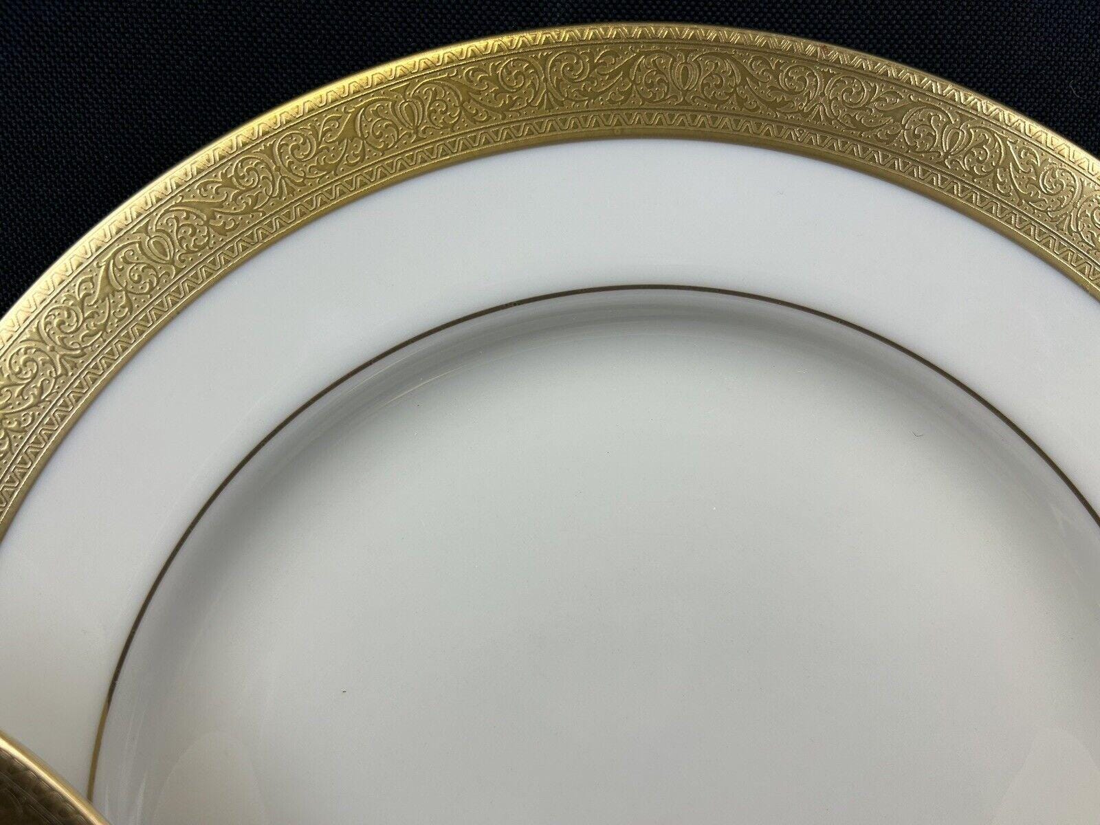 Lenox Westchester Gold Encrusted~(1)~5 Piece Place Setting ~ Excellent Condition