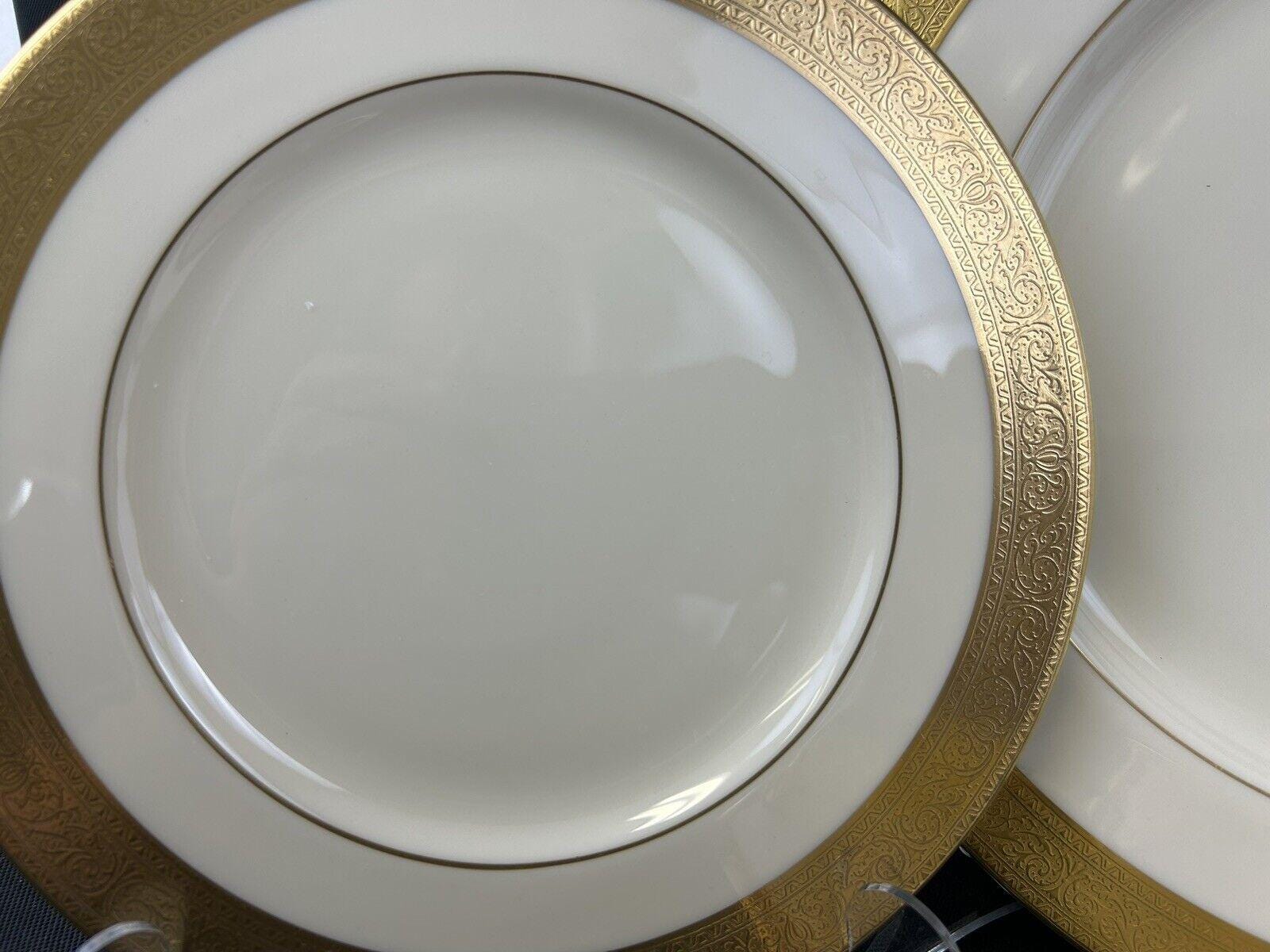 Lenox Westchester Gold Encrusted~(1)~5 Piece Place Setting ~ Excellent Condition