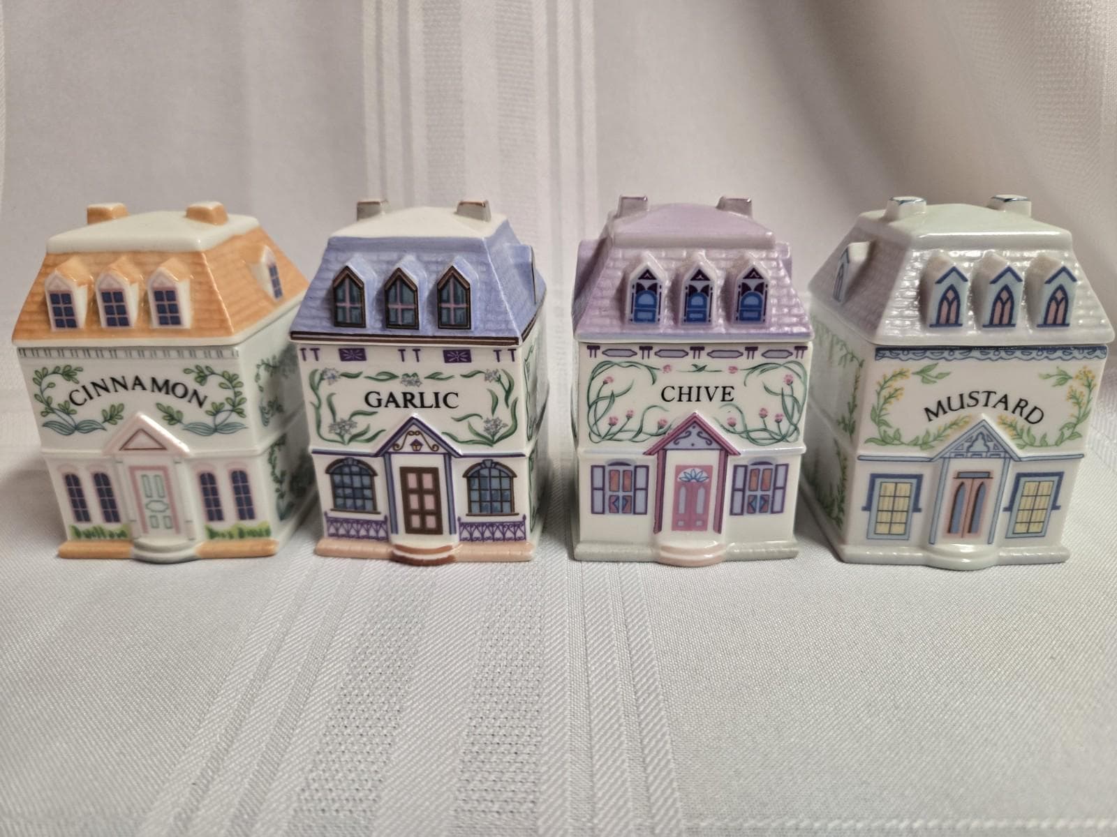 Lennox Spice Village Complete Set Of 24 Handcrafted Fine Porcelain 1989