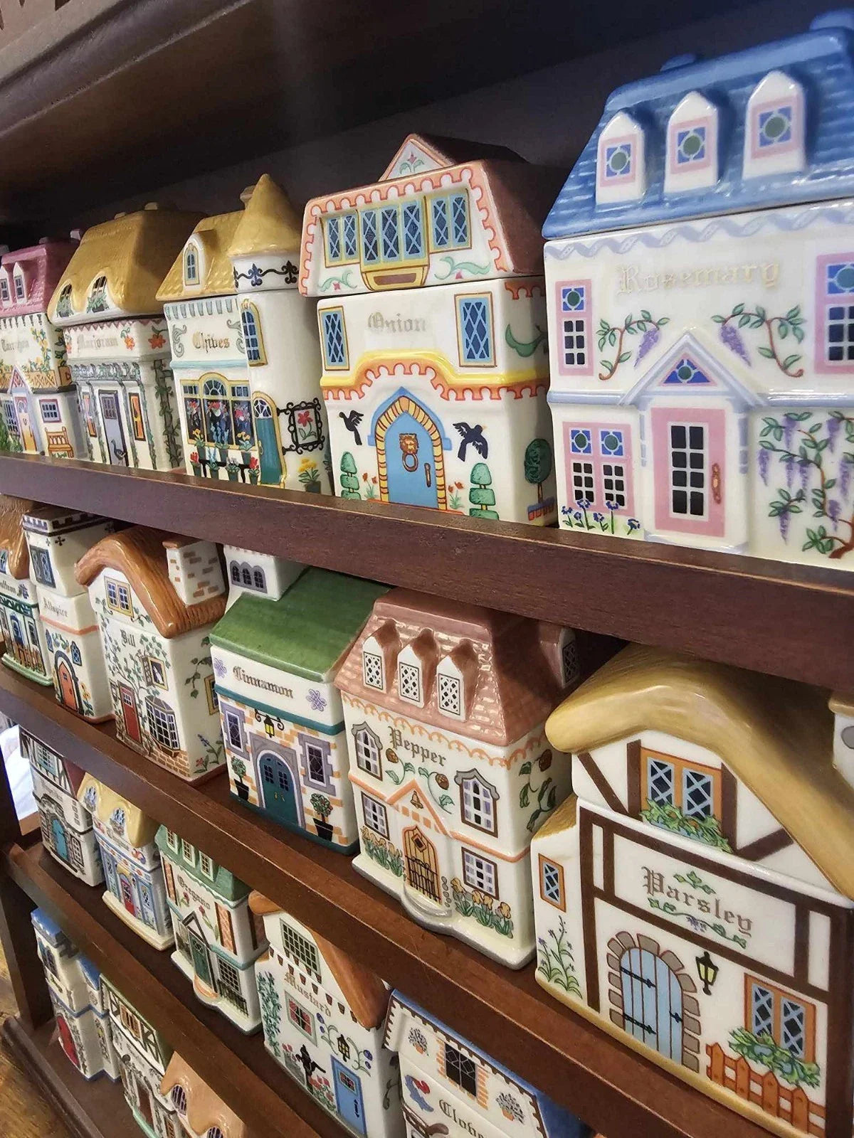 RARE SPICE VILLAGE by Lenox "Canterbury Crossing" 24 Spice Jars with Rack